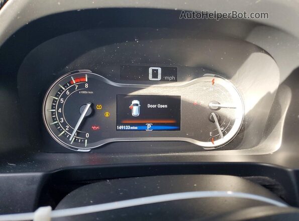 5FNYF5H12JB028641 2018 HONDA PILOT White Vista del cuadro de instrumentos