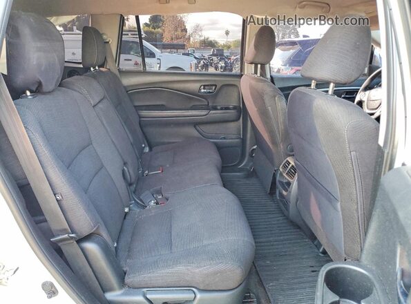 5FNYF5H12JB028641 2018 HONDA PILOT White Vista interior trasera