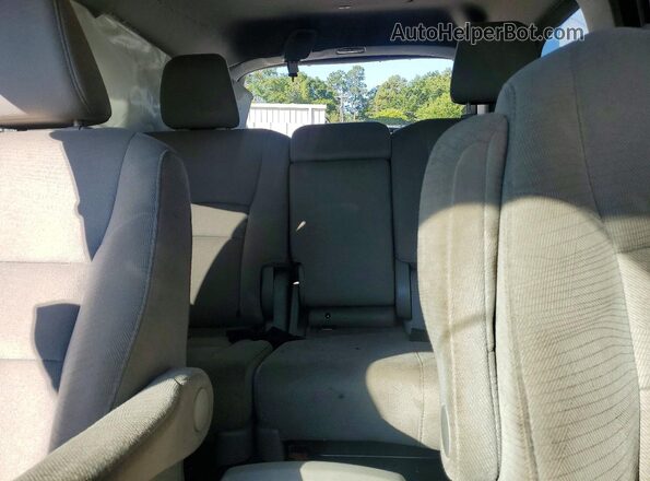 5FNYF5H17HB031240 2017 HONDA PILOT Silver Widok tylnych siedzeń