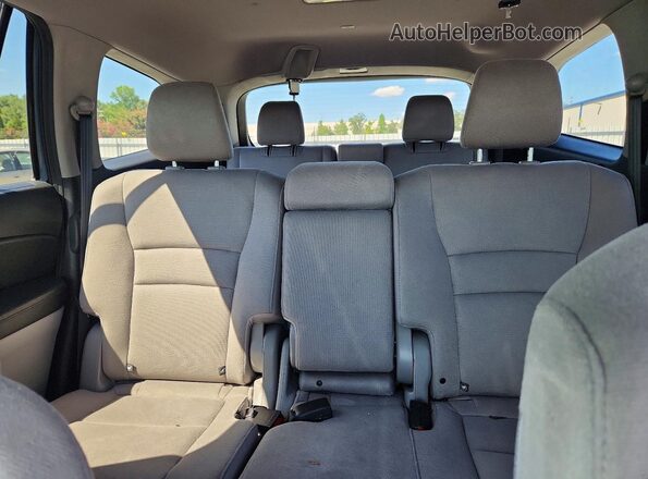 5FNYF5H17KB033013 2019 HONDA PILOT Blue Հետևի նստատեղերի տեսք