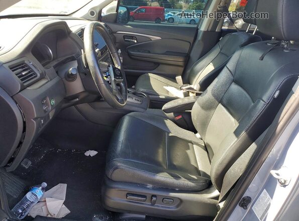 5FNYF5H27NB019948 2022 HONDA PILOT Gray Widok wnętrza z przodu