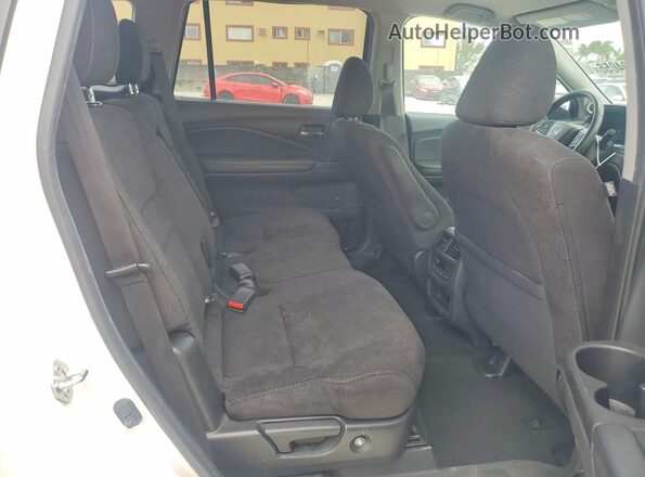 5FNYF5H31MB025493 2021 HONDA PILOT White Вид задньої частини салону