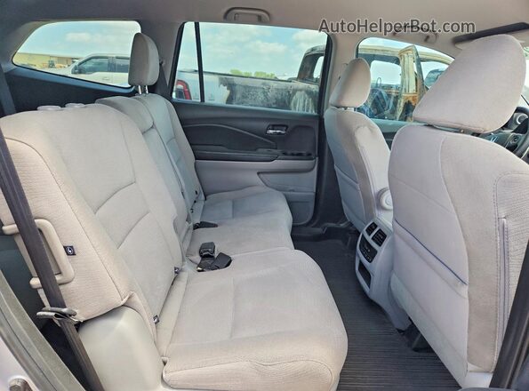 5FNYF5H35HB036776 2017 HONDA PILOT Silver Սալոնի հետևի տեսք
