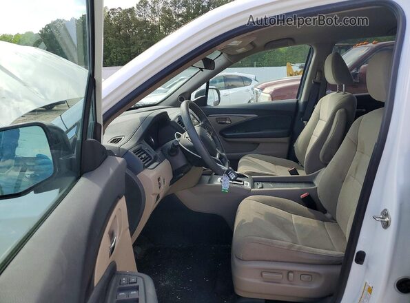5FNYF5H3XLB003622 2020 HONDA PILOT White Front interior view