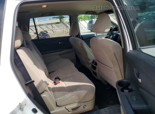 5FNYF5H3XLB003622 2020 HONDA PILOT White Rear interior view