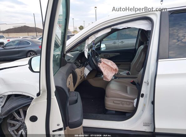 5FNYF5H42KB021720 2019 HONDA PILOT White Front interior view