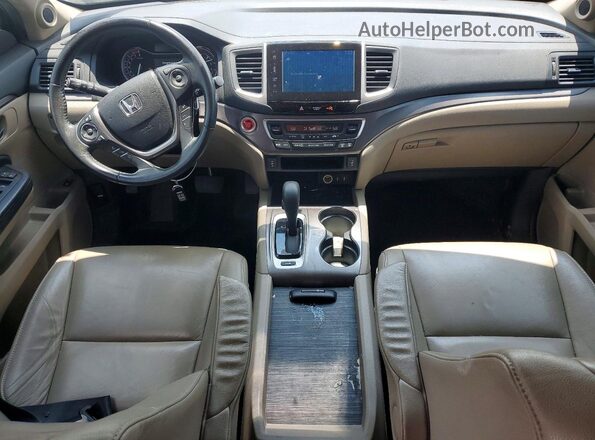 5FNYF5H53HB016950 2017 HONDA PILOT White Widok deski rozdzielczej