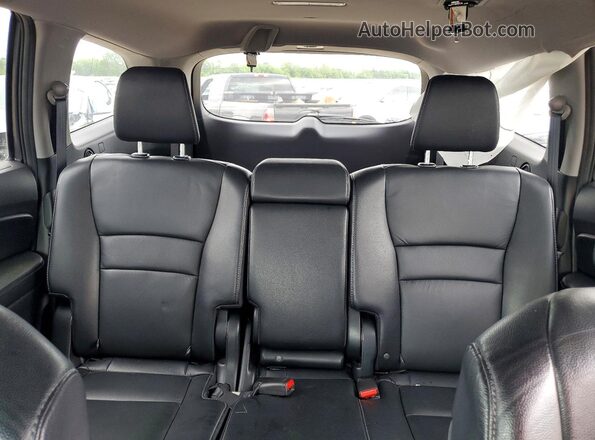 5FNYF5H53HB041122 2017 HONDA PILOT Gray Հետևի նստատեղերի տեսք