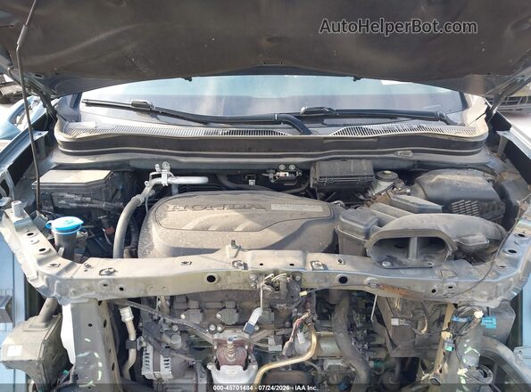 5FNYF5H54JB030300 2018 HONDA PILOT Turquoise Rear view