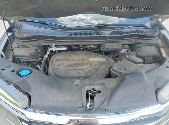 5FNYF5H55HB008056 2017 HONDA PILOT Silver ძრავის განყოფილების ხედი