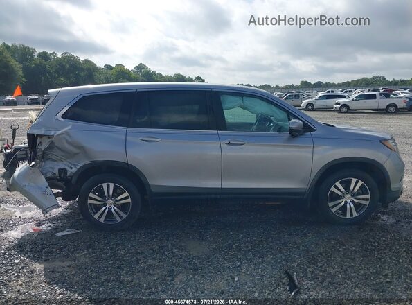 5FNYF5H55JB007575 2018 HONDA PILOT Silver Widok wnętrza z tyłu