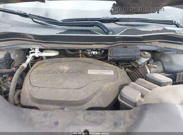 5FNYF5H55JB007575 2018 HONDA PILOT Silver Widok z tyłu