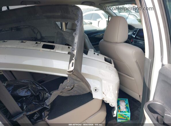 5FNYF5H56HB002315 2017 HONDA PILOT White VIN კოდის სტიკერის ხედი