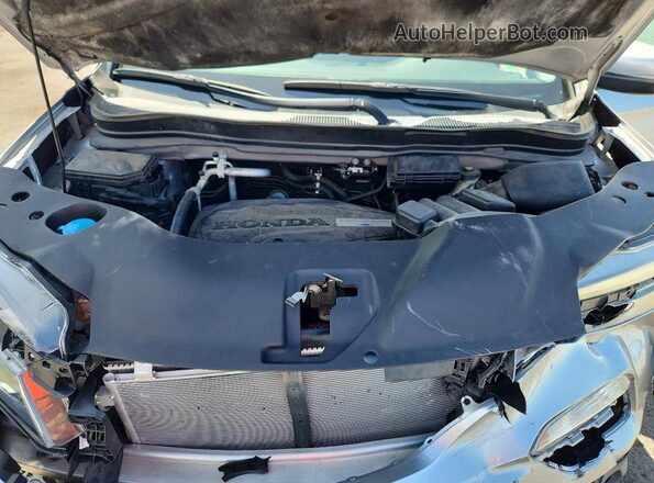 5FNYF5H58JB018747 2018 HONDA PILOT Silver ძრავის განყოფილების ხედი