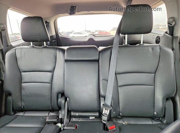 5FNYF5H59KB015292 2019 HONDA PILOT Black Widok tylnych siedzeń