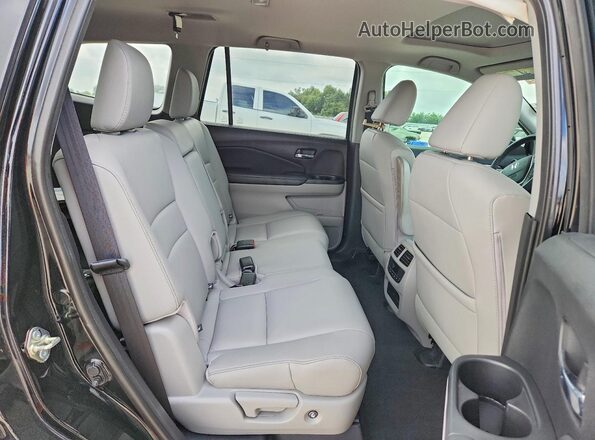 5FNYF5H61HB013750 2017 HONDA PILOT Black Vista interior trasera