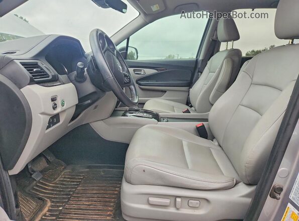 5FNYF5H63MB017678 2021 HONDA PILOT Silver Widok wnętrza z przodu