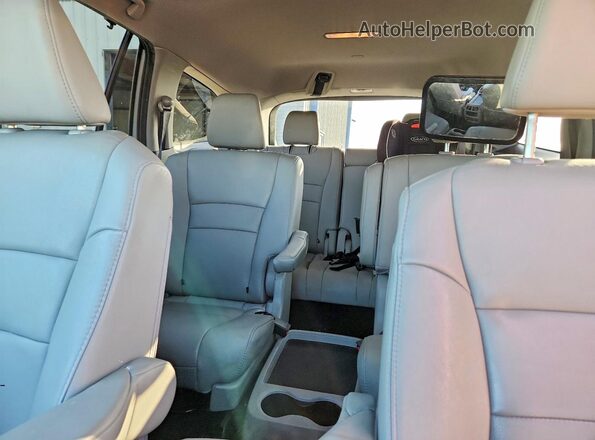 5FNYF5H64KB044384 2019 HONDA PILOT Silver Vista de los asientos traseros