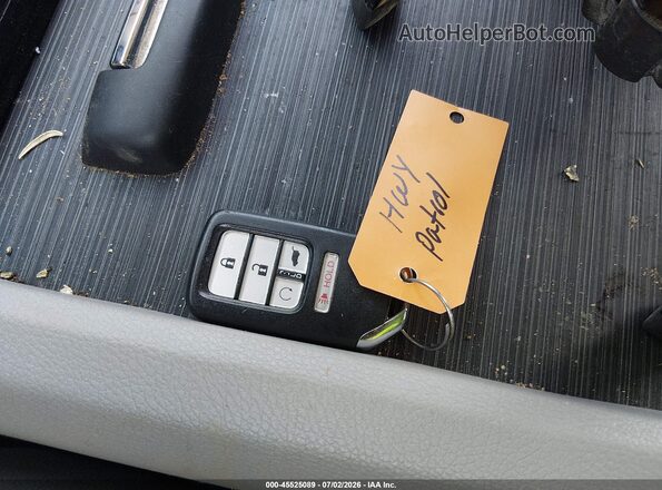 5FNYF5H69KB030772 2019 HONDA PILOT Серебряный Вид панели приборов