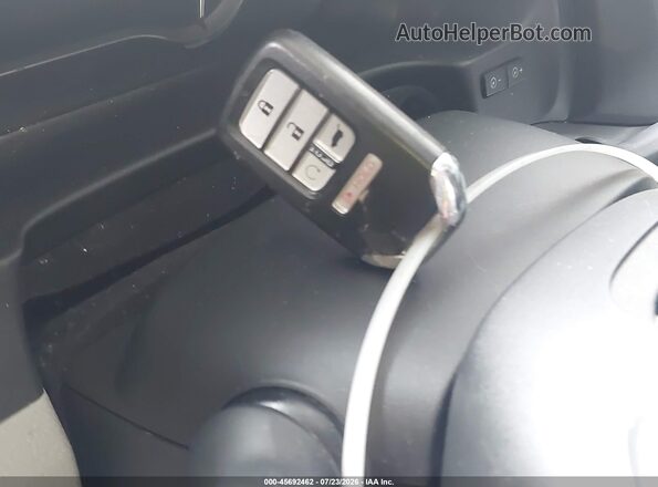 5FNYF5H70JB013706 2018 HONDA PILOT Silver Widok deski rozdzielczej