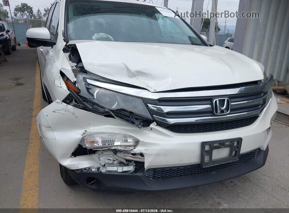 5FNYF5H76HB009864 2017 HONDA PILOT White Vista del cuadro de instrumentos