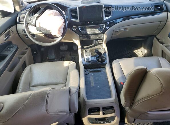 5FNYF5H91JB022609 2018 HONDA PILOT White Widok deski rozdzielczej