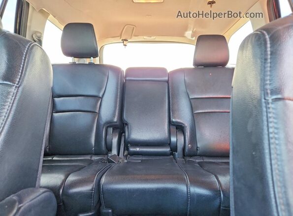 5FNYF5H92JB003048 2018 HONDA PILOT Черный Вид задних сидений