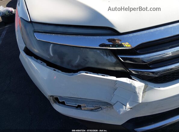 5FNYF5H93HB025148 2017 HONDA PILOT White Front view