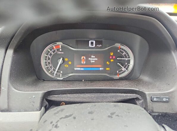 5FNYF5H97JB000579 2018 HONDA PILOT Silver Widok zestawu wskaźników