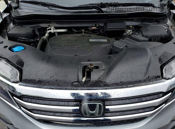 5FNYF6H00JB004903 2018 HONDA PILOT Silver Շարժիչի բաժամունքի տեսք