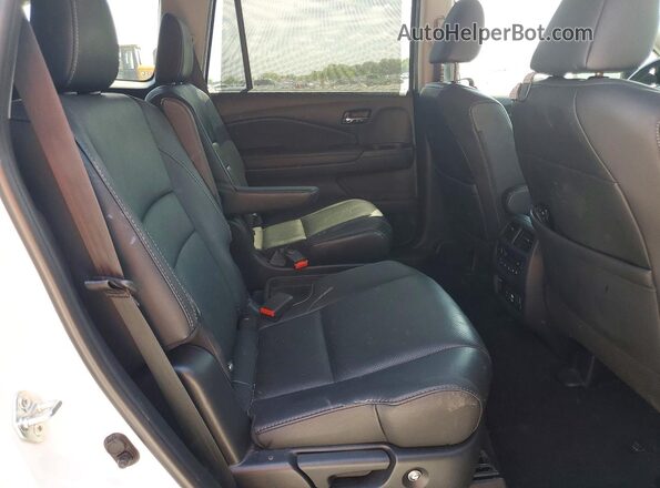 5FNYF6H00MB094106 2021 HONDA PILOT White Вид задньої частини салону