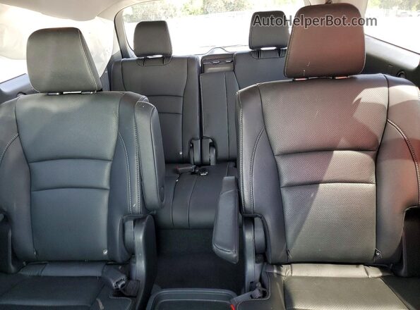 5FNYF6H00MB094106 2021 HONDA PILOT White Вид задніх сидінь