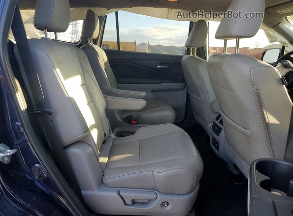 5FNYF6H01JB011312 2018 HONDA PILOT Blue უკანა სალონის ხედი