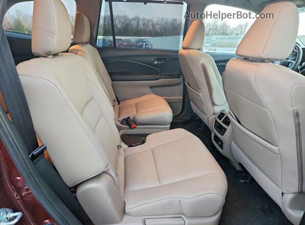 5FNYF6H02NB026438 2022 HONDA PILOT Red Widok wnętrza z tyłu