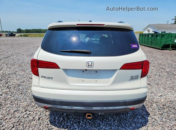 5FNYF6H03JB044411 2018 HONDA PILOT White Rear view