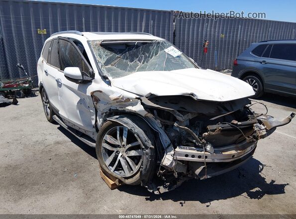 5FNYF6H06JB003027 2018 HONDA PILOT White Vista interior de 360 grados