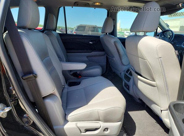 5FNYF6H07KB047765 2019 HONDA PILOT Black Вид задньої частини салону