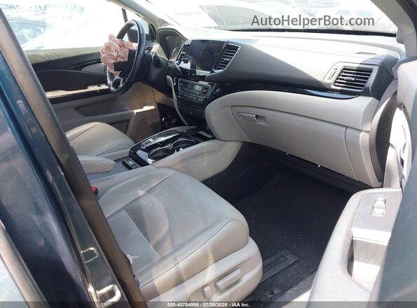 5FNYF6H07KB089031 2019 HONDA PILOT Blue Front interior view