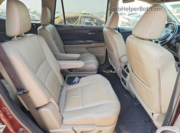 5FNYF6H07KB092835 2019 HONDA PILOT Burgundy Widok wnętrza z tyłu