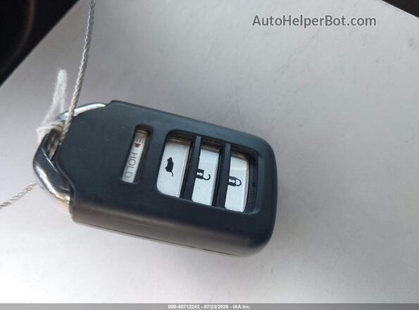 5FNYF6H11JB043055 2018 HONDA PILOT White Вид панелі приладів