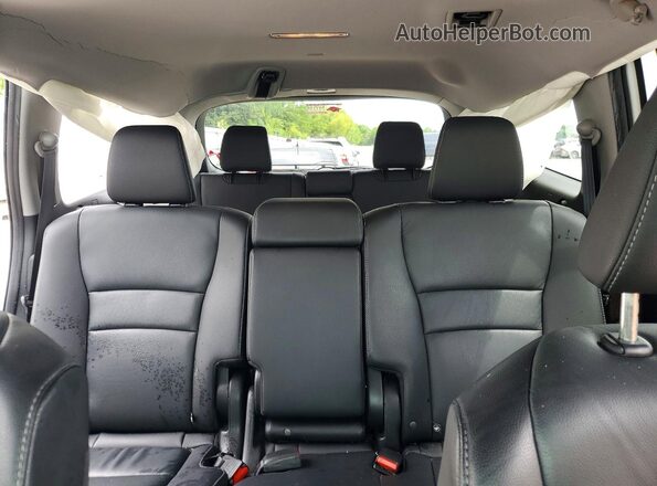 5FNYF6H22MB097316 2021 HONDA PILOT White Вид задніх сидінь