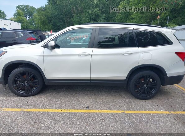 5FNYF6H25NB010347 2022 HONDA PILOT White 360 interior view