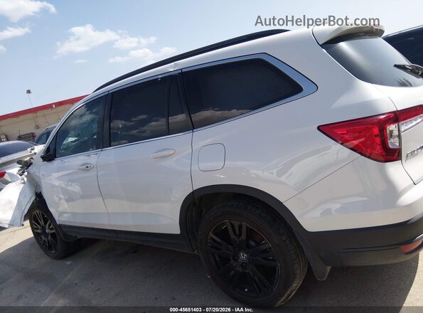 5FNYF6H26NB079273 2022 HONDA PILOT White Սալոնի 360 աստիճան տեսք
