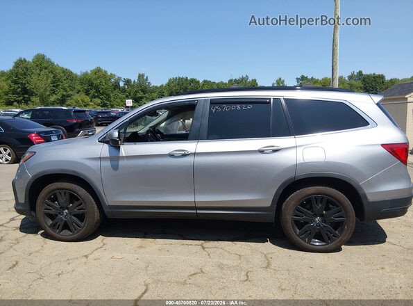 5FNYF6H28NB095233 2022 HONDA PILOT Silver 360 interior view
