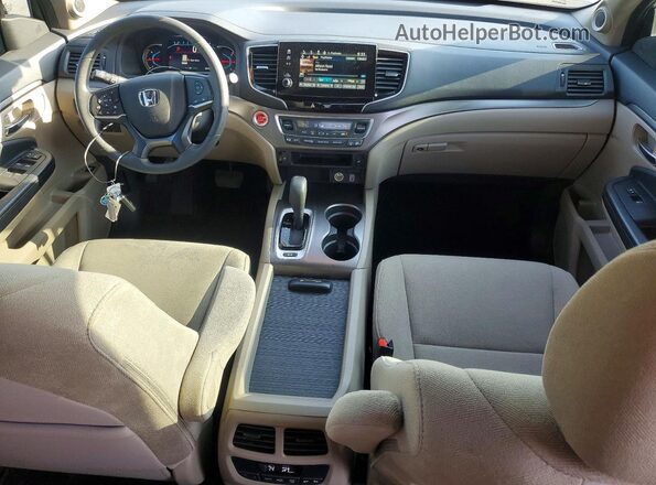 5FNYF6H35KB063439 2019 HONDA PILOT Red Вид панелі приладів