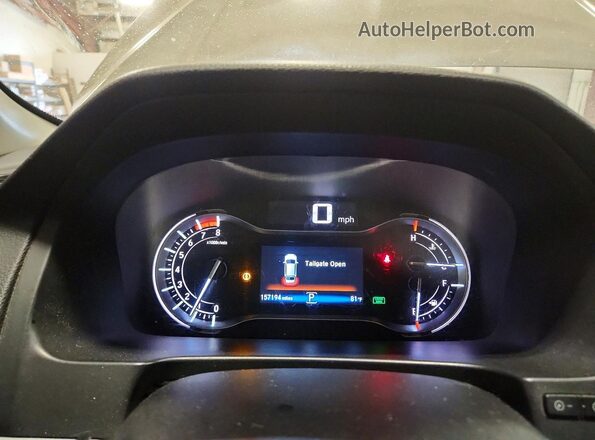 5FNYF6H36JB022767 2018 HONDA PILOT Угольный Вид щитка приборов