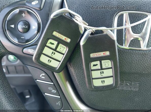 5FNYF6H37HB039233 2017 HONDA PILOT White Вид панелі приладів