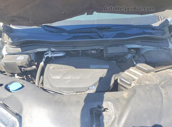 5FNYF6H40KB054060 2019 HONDA PILOT White ძრავის განყოფილების ხედი