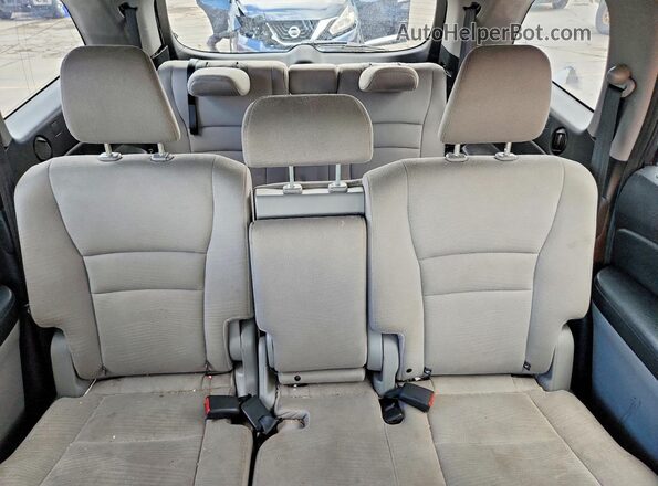 5FNYF6H49HB071142 2017 HONDA PILOT Gray Вид задніх сидінь