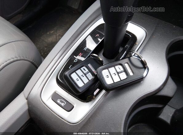 5FNYF6H50HB063973 2017 HONDA PILOT Black Widok deski rozdzielczej